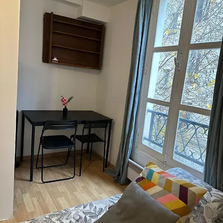 En * Paris